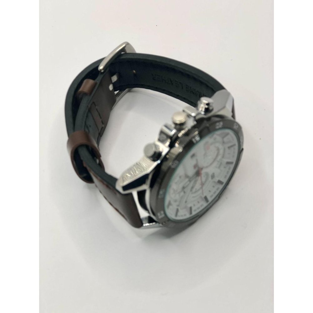 TWO New Watch Free of Defects and scratches - Picture 6 of 9